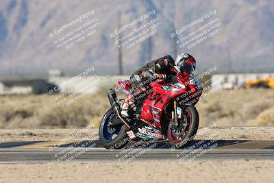 media/Dec-07-2025-CVMA (Sun) [[3e7d2de5dc]]/Race 1-Formula Superbike-Supersport Open (Holeshot)/